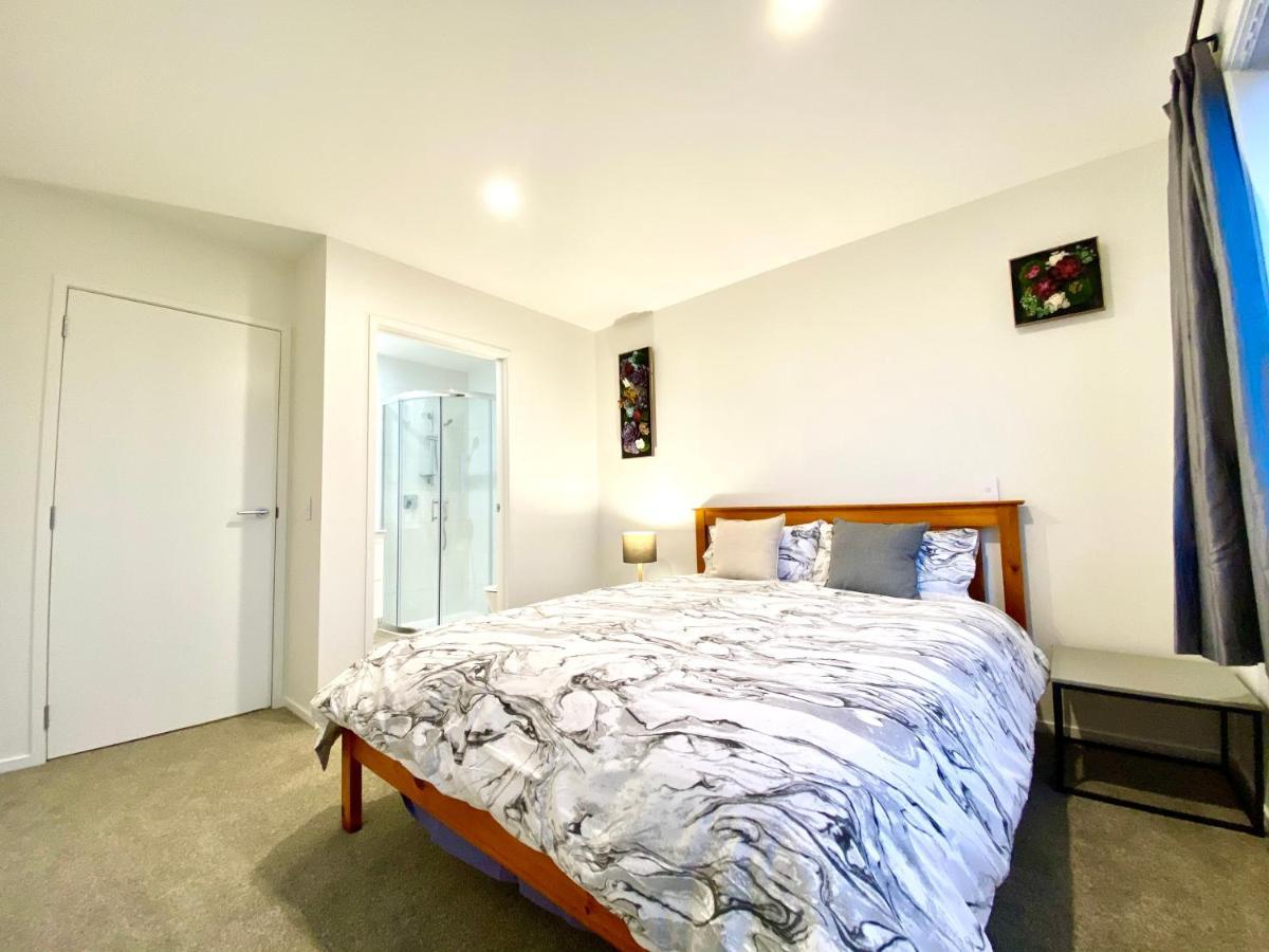Stunning Townhouse - Walking To Botany Shopping Center Apartman Auckland Kültér fotó