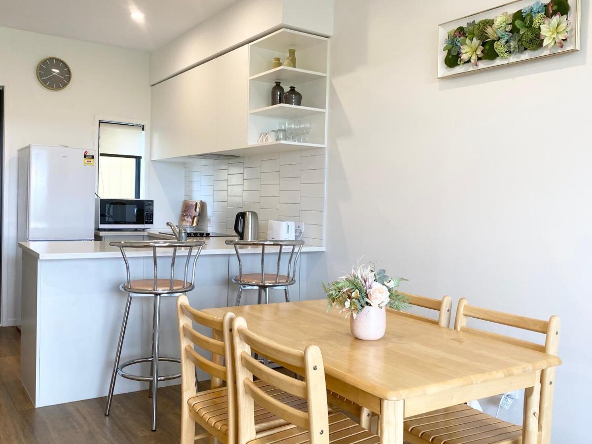Stunning Townhouse - Walking To Botany Shopping Center Apartman Auckland Kültér fotó